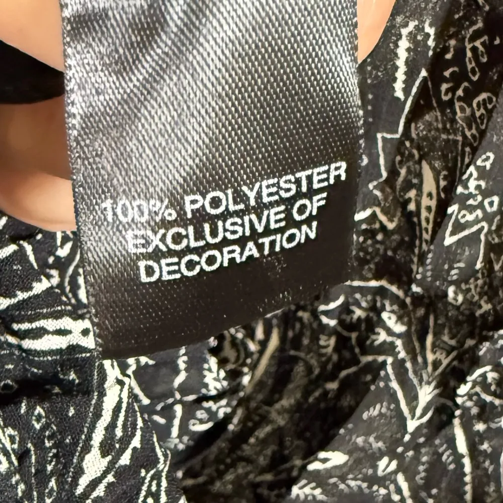 Y2K Sheer Lace Plus Size Black Tunic Top 1X Boho Feminine Floral Festival New - Image 5