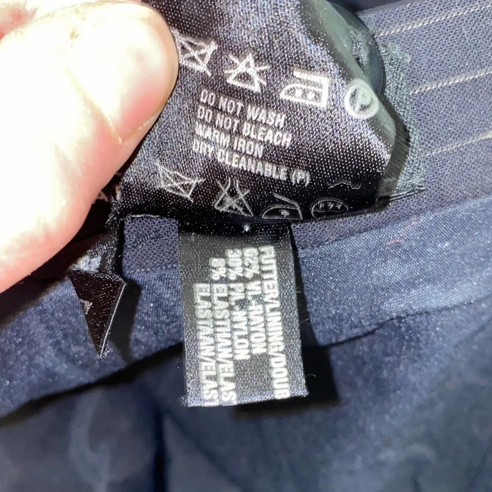 Escada Vintage Pinstripe Skirt & Blazer Set Sz 10 Lightweight Fitted Designer - Image 12