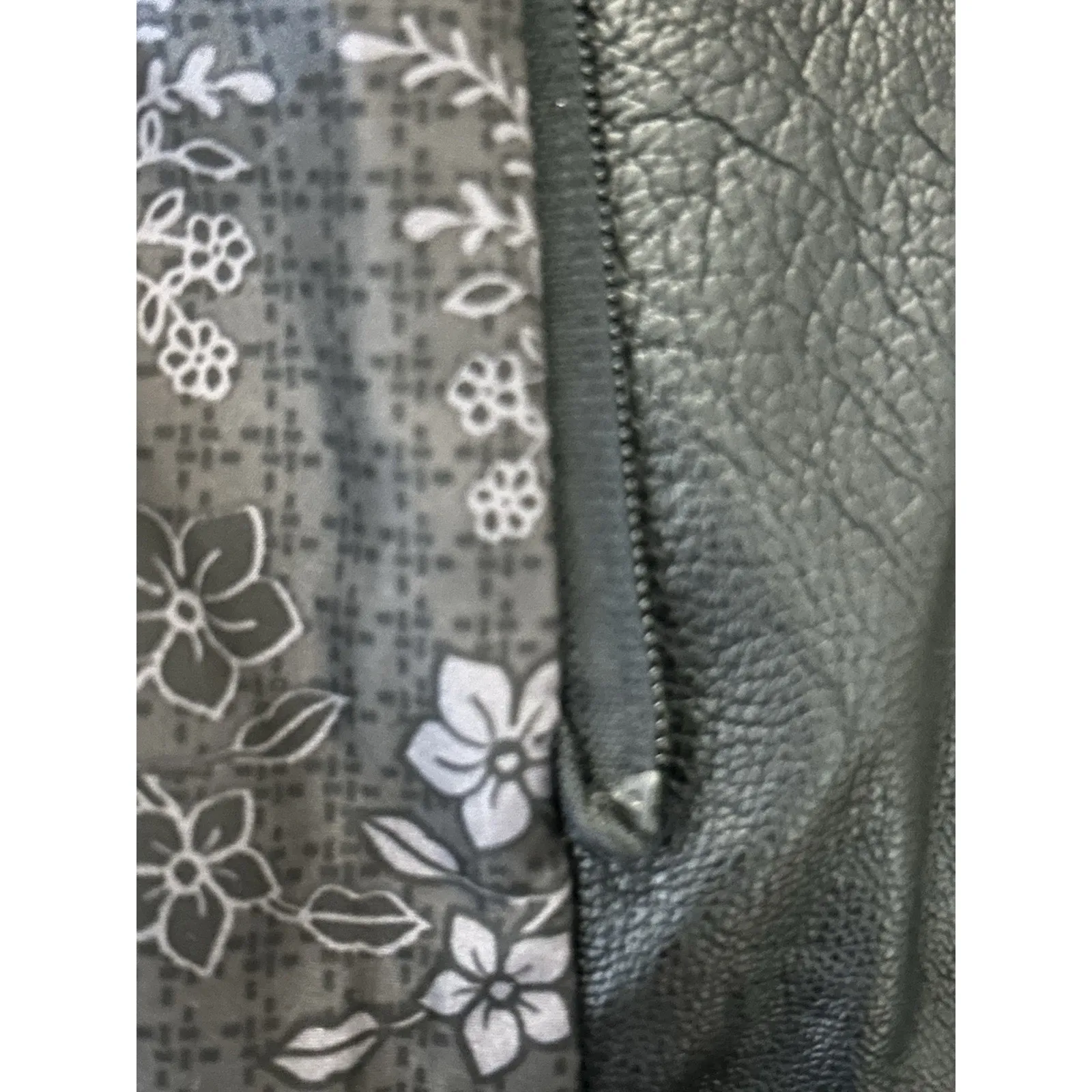 Black Faux Leather Moto Jacket Guess Size Medium - Image 10