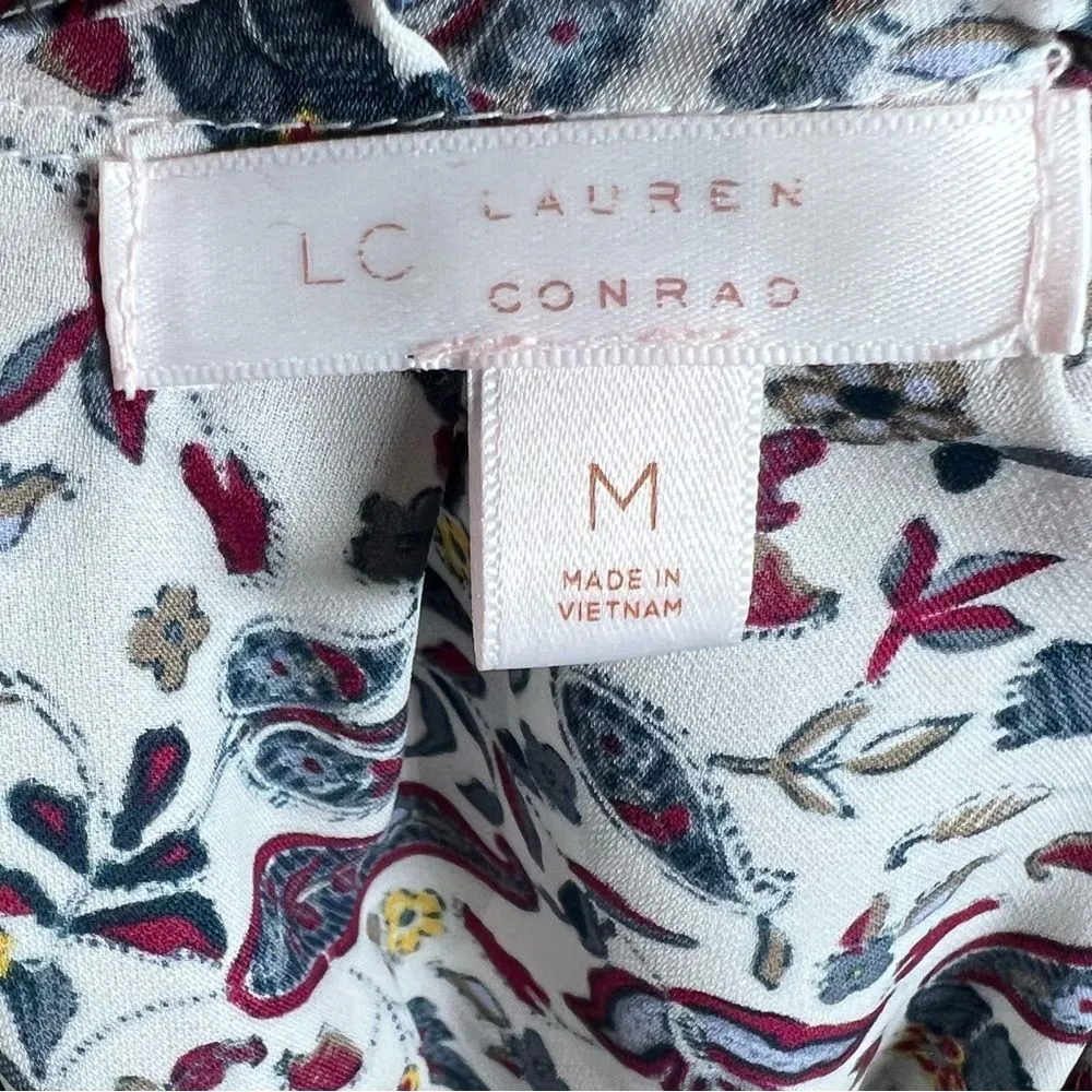 Lauren Conrad white paisley print pleated blouse top size medium - Image 4