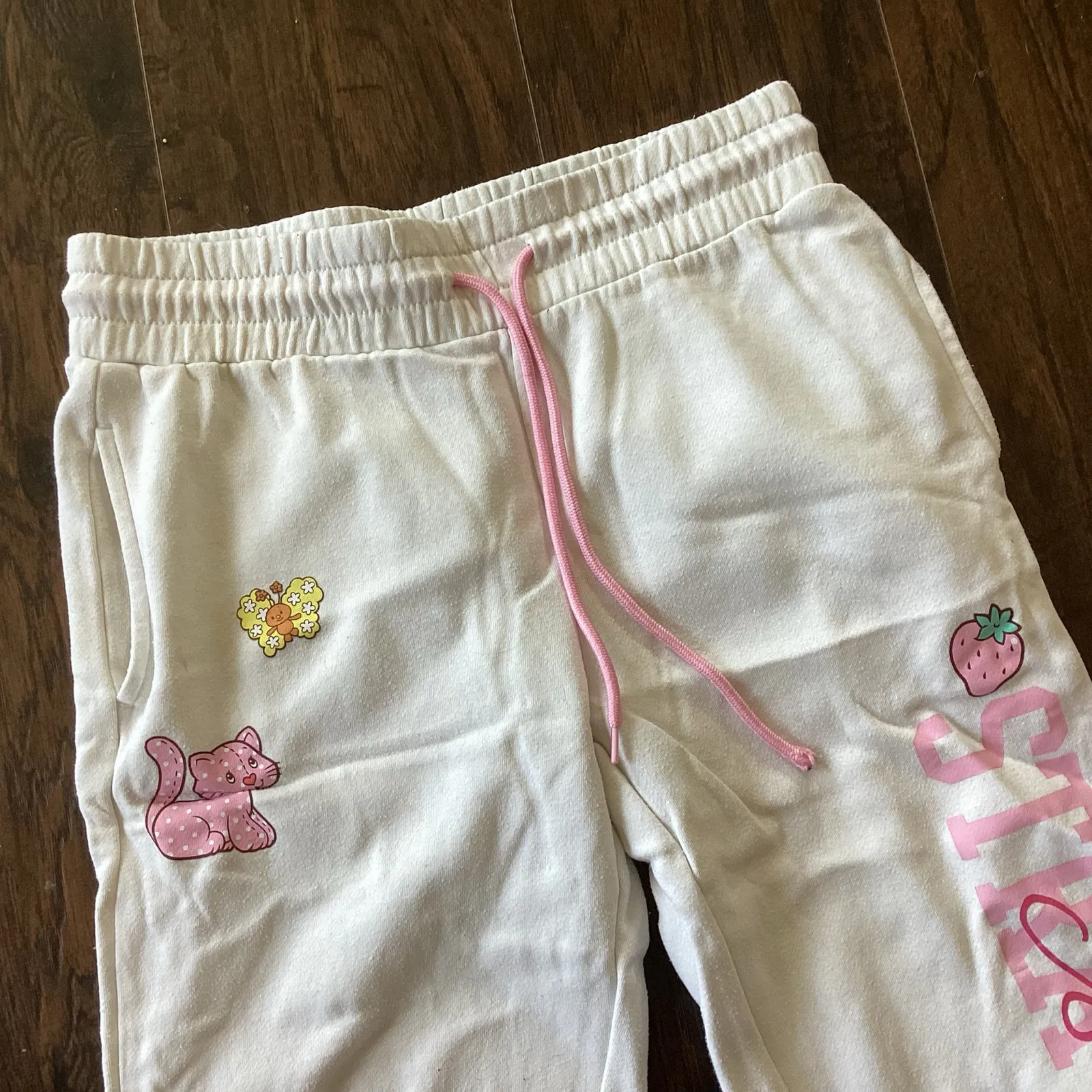 Strawberry Shortcake Graphic Joggers White - Image 7