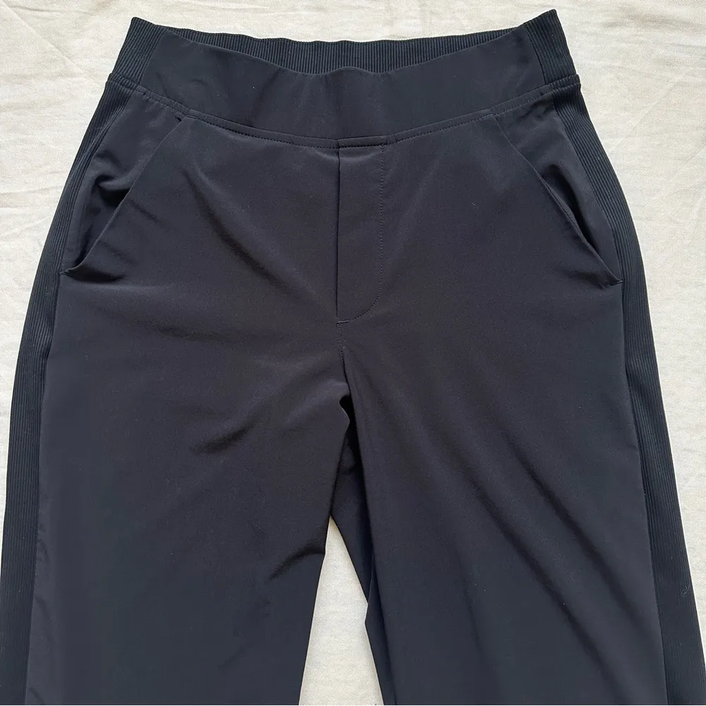 Brooklyn Mid-Rise Ankle Pant in Black Size 0 Business Casual Travel - Image 3