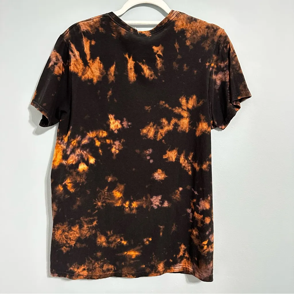 Reverse Dyed Yellowstone Dutton Ranch Graphic Tee medium Black - Image 3