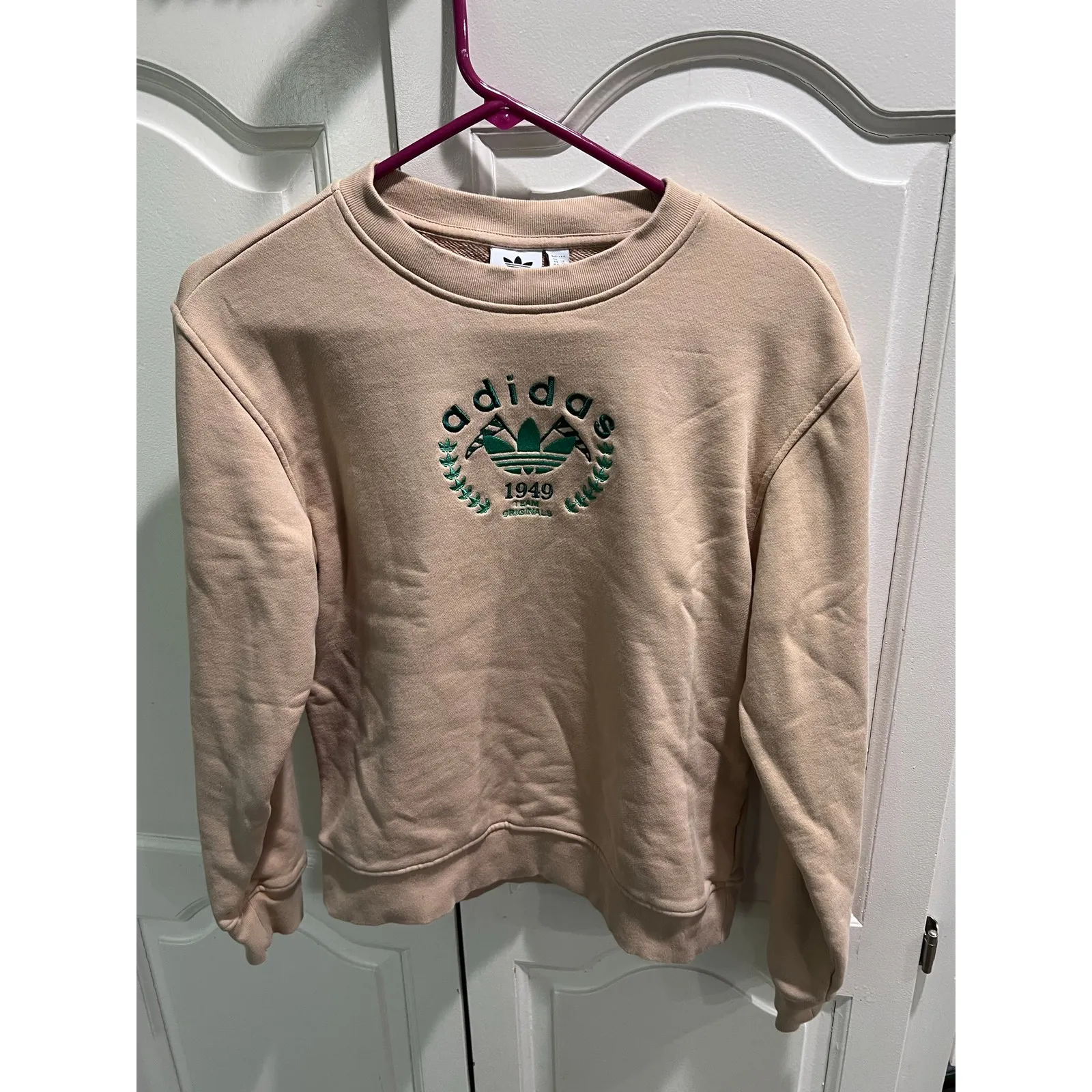 Adidas Originals Trefoil 1949 Crewneck Sweatshirt Beige Tan Women XS Small Logo - Image 8