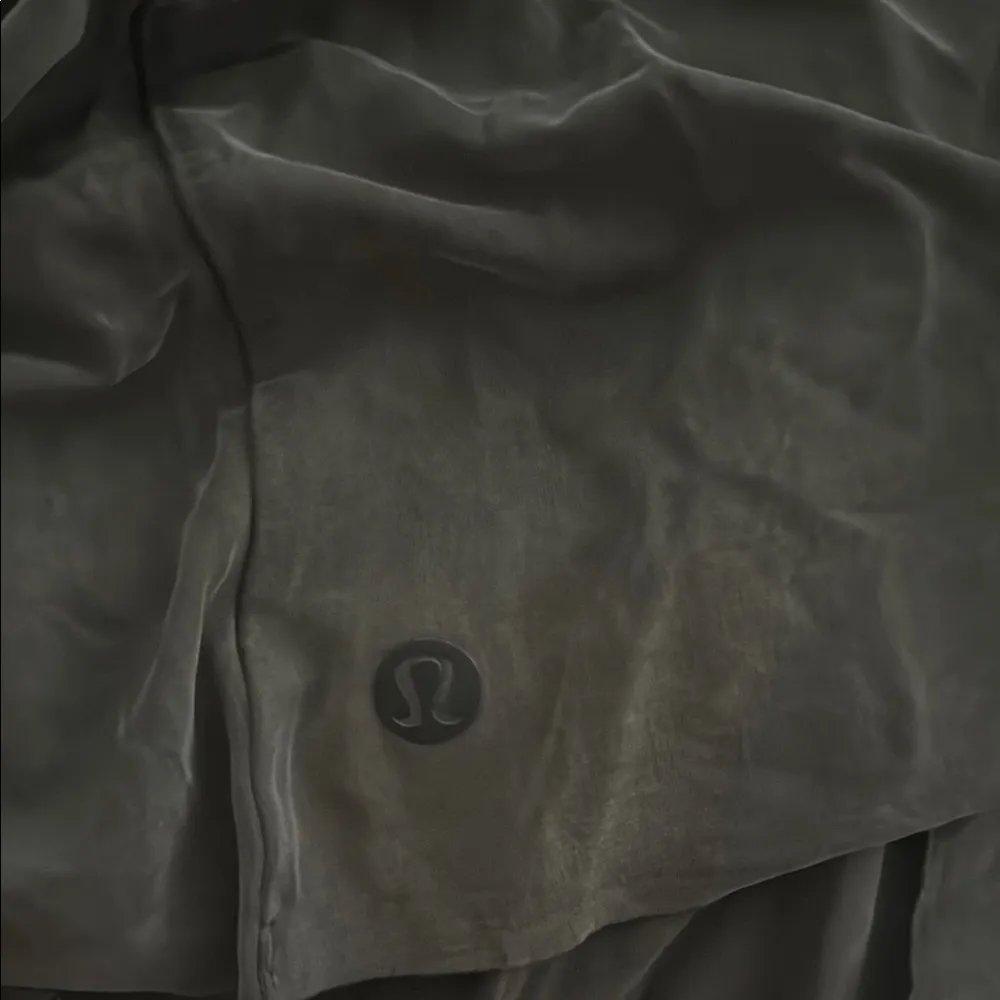 Lululemon Lab Enfold shorts in Gray - Image 6