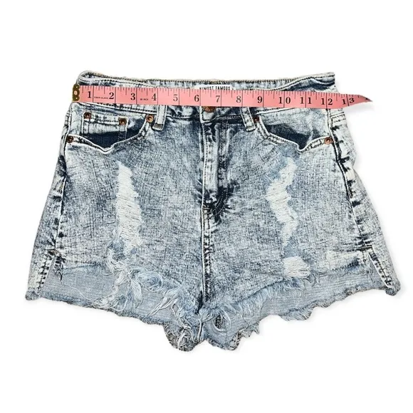 Almost Famous🦎High Rise Shorts🌵 - Image 2