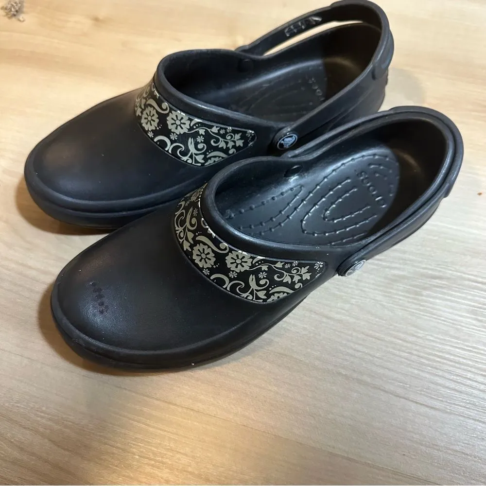 Crocs Crocs Mercy Black‎ and Silver Size 7 Work Clog - Image 5