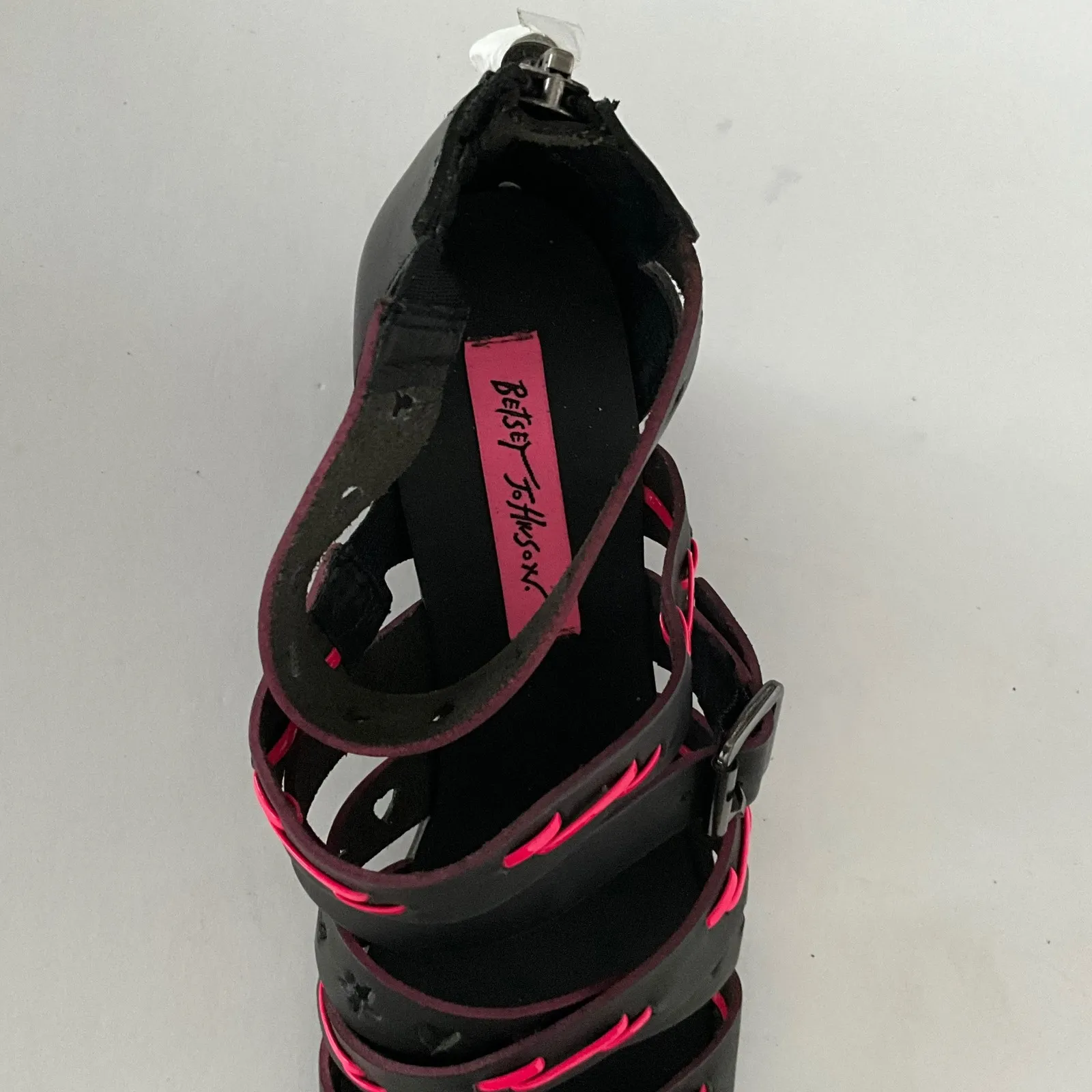 Betsy Johnson Sandals Bollt Gladiator Strappy Cutout Black Pink Accents Size‎ 8 - Image 8