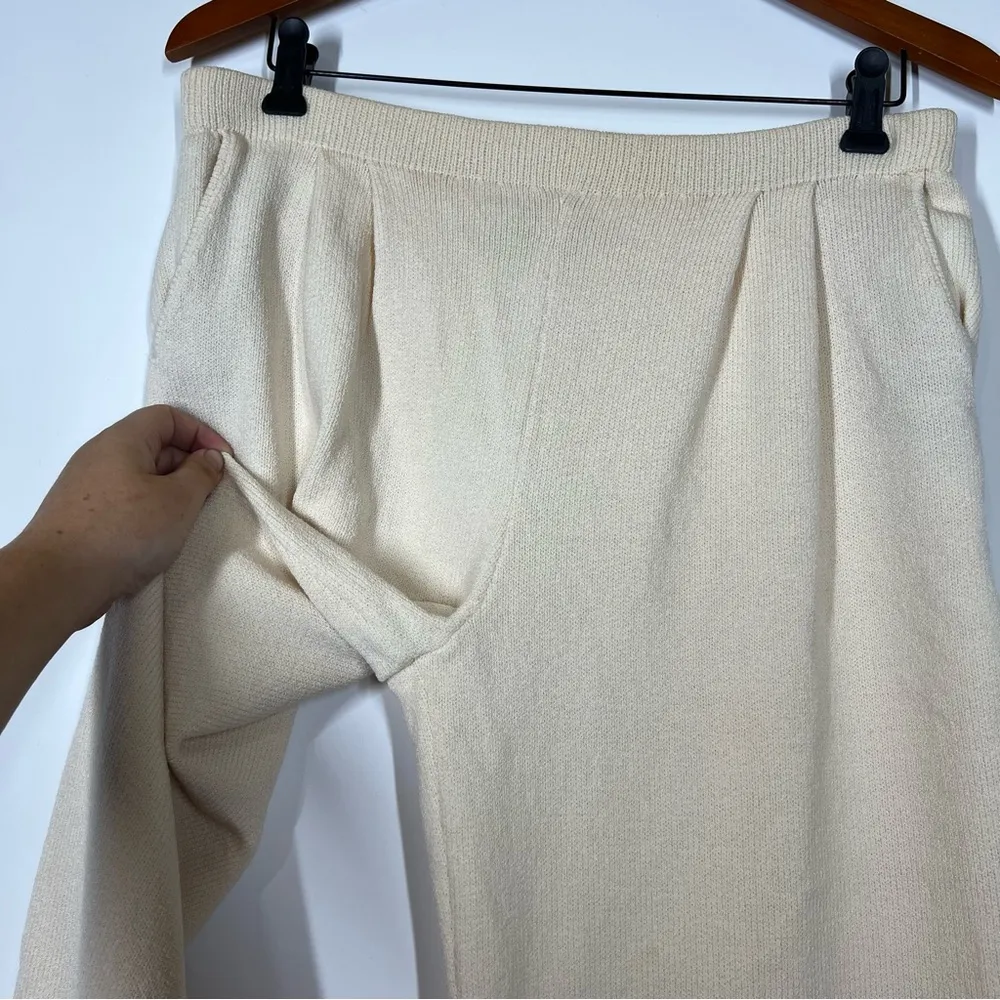 St. John Cream Knit Pant Size 8 - Image 7