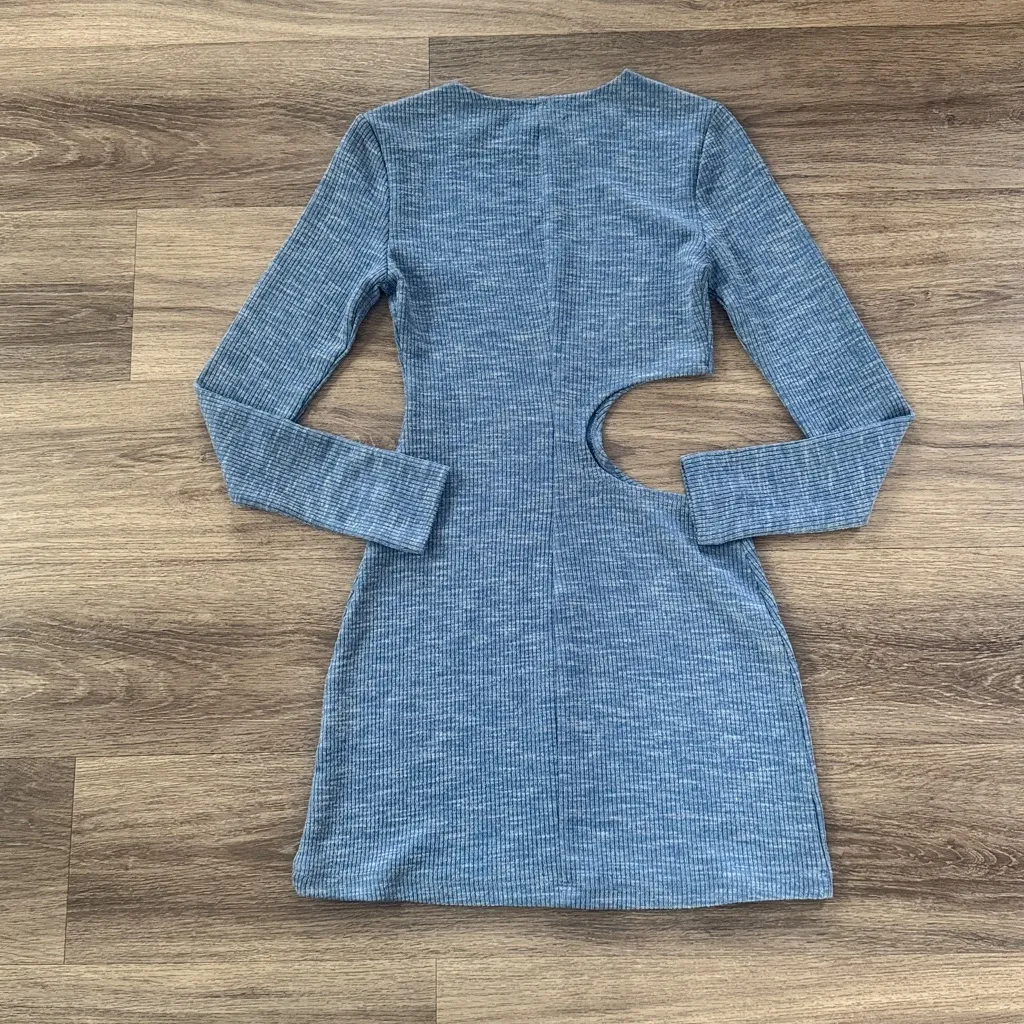 Reformation Blue Long Sleeve Dress Size Small Women’s Ribbed Mini with Cut out - Image 3