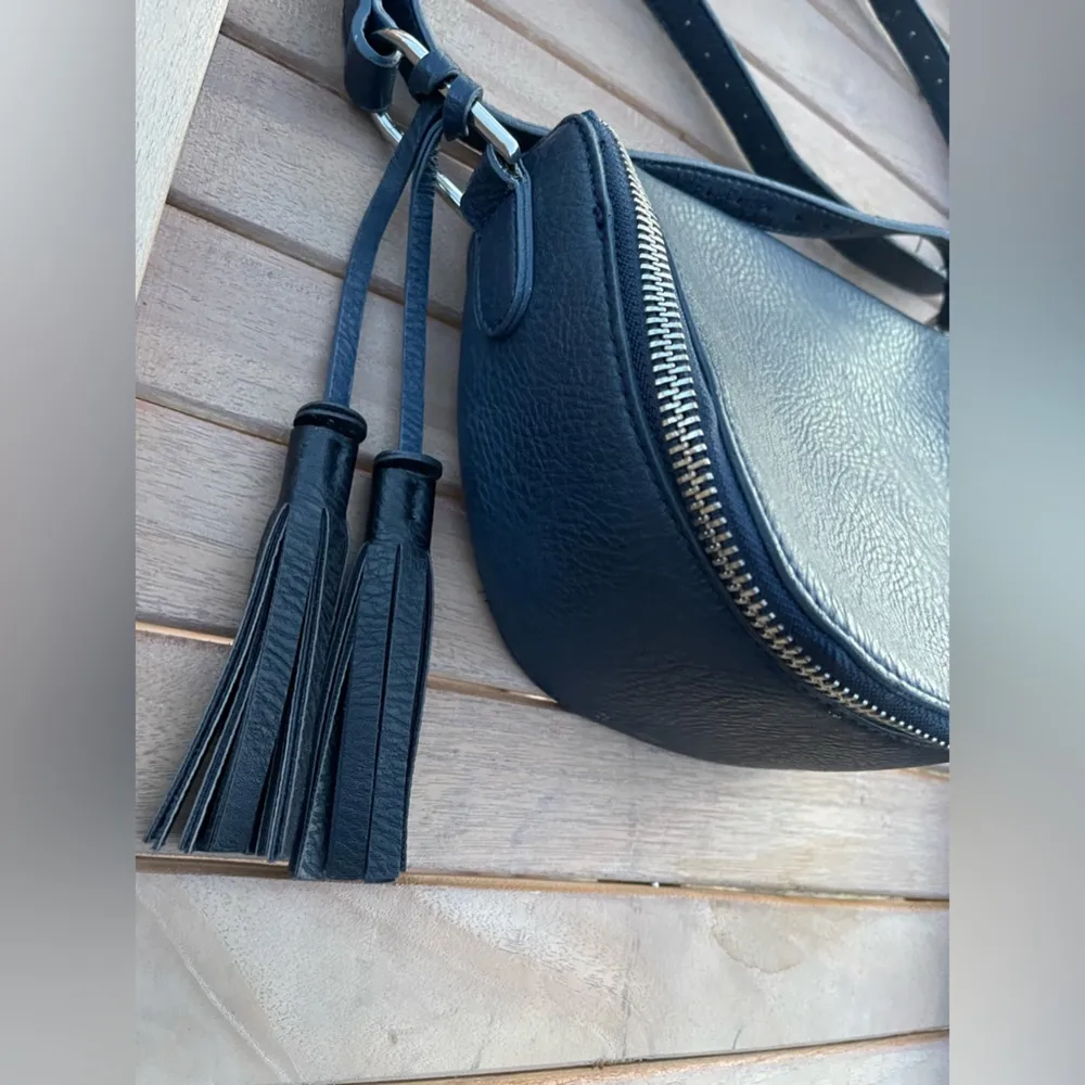 Few People Bond St. Saddle Crossbody Bag Blue - Image 4