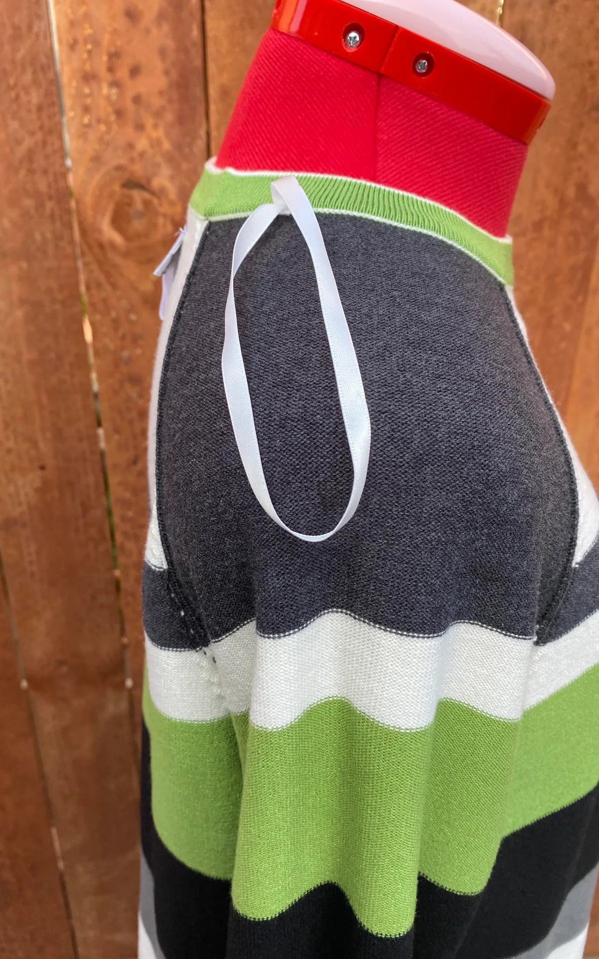 Long Sleeved Knit Dress - Image 10