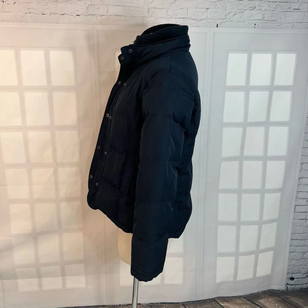 Gap blue waist length fall or winter wear puffer jacket size large - Image 8