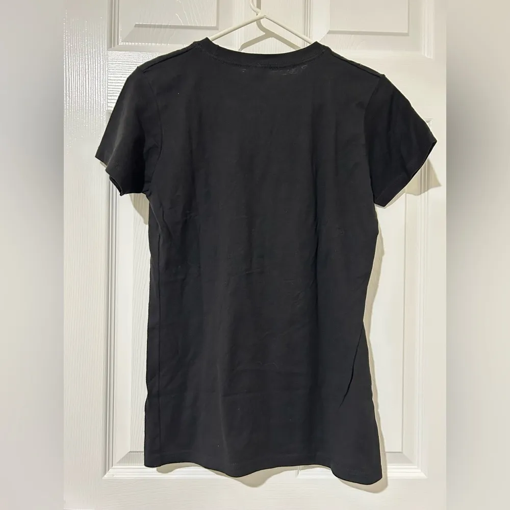 Hot topic juniors black Fall Out Boy large short sleeve T - Image 4