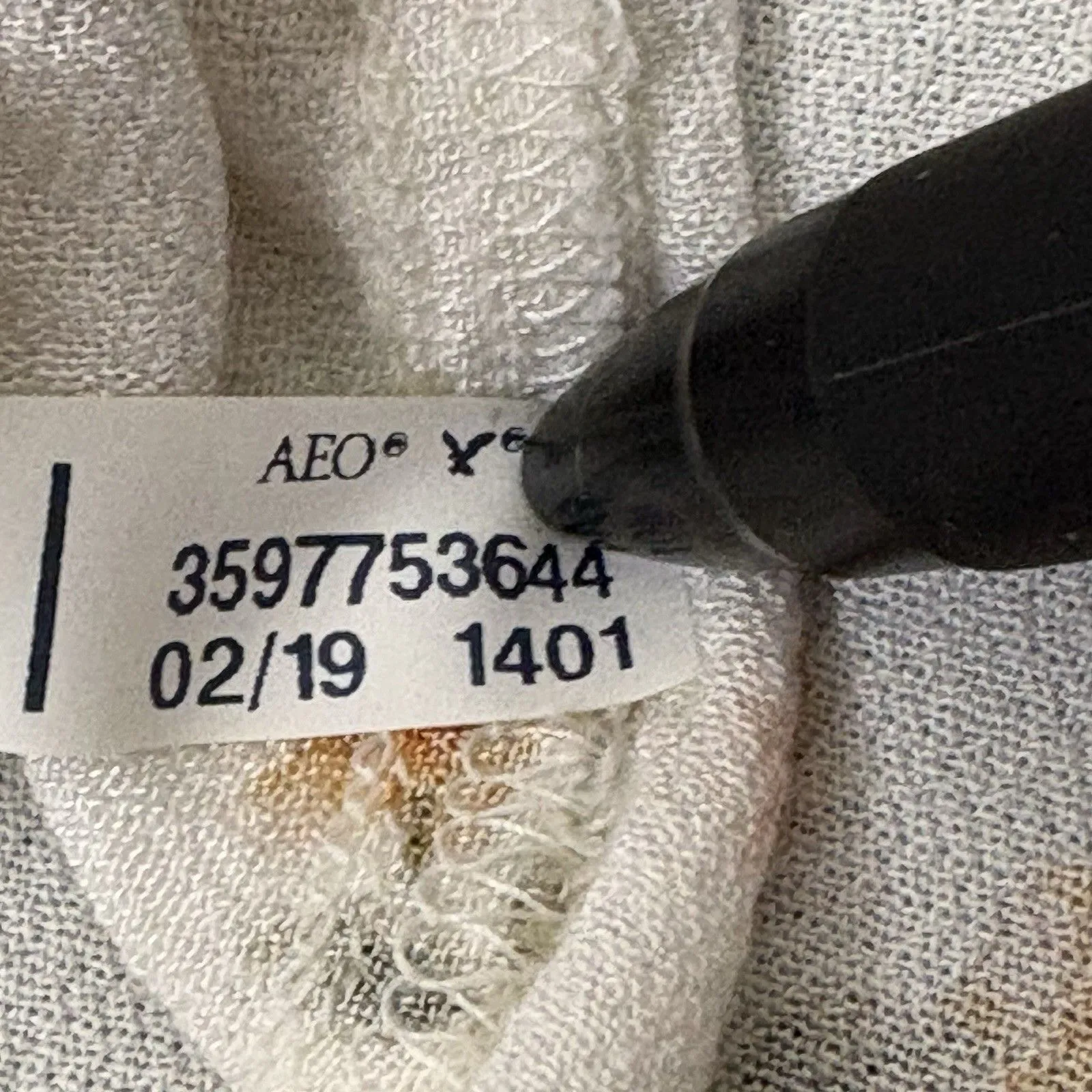 American Eagle Short Sleeve Printed V Neck Blouse Top Shirt Cream Floral Crop XL - Image 5