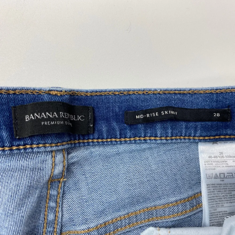 Banana Republic Midrise Skinny Striped Legs Size 28 Women’s - Image 4