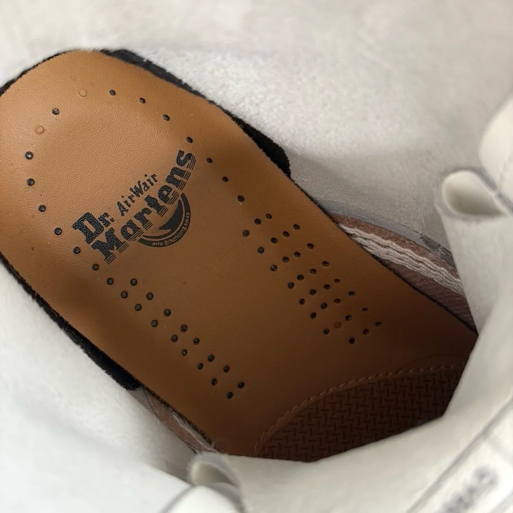 Like New Dr. Martens Leather 1460 8 Eye Boots White Size 5 - Image 7