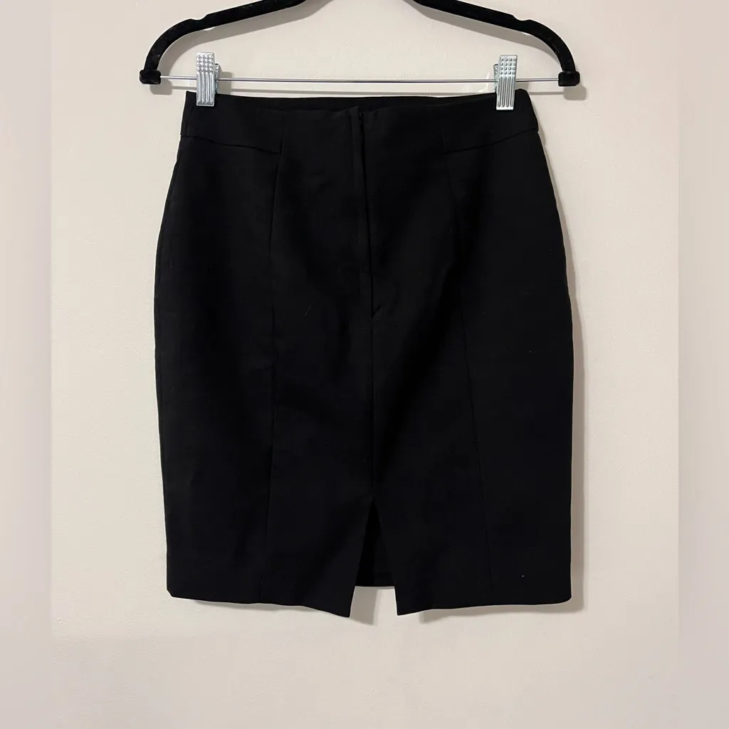 H&M Black Bodycon Corporate Cocktail Classic Pencil Skirt Sz 6 EUC - Image 2