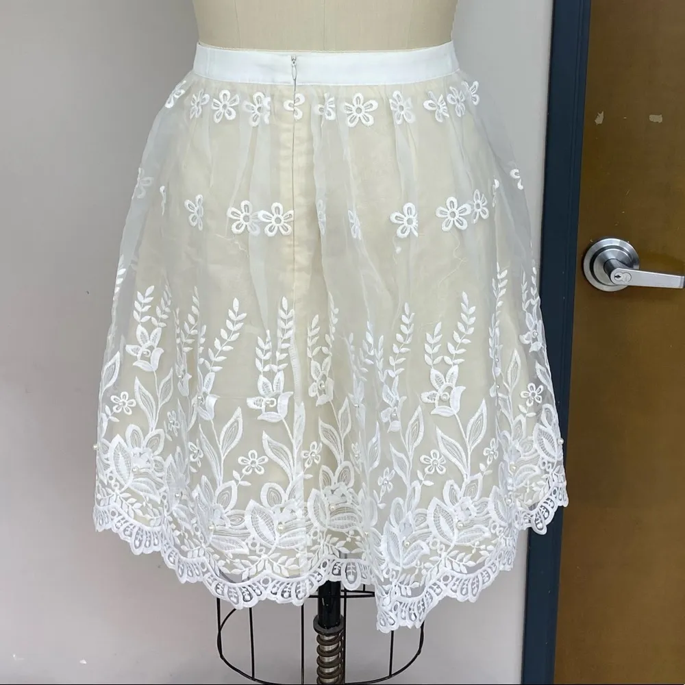 Endless Rose Floral Lace Skirt L - Image 5