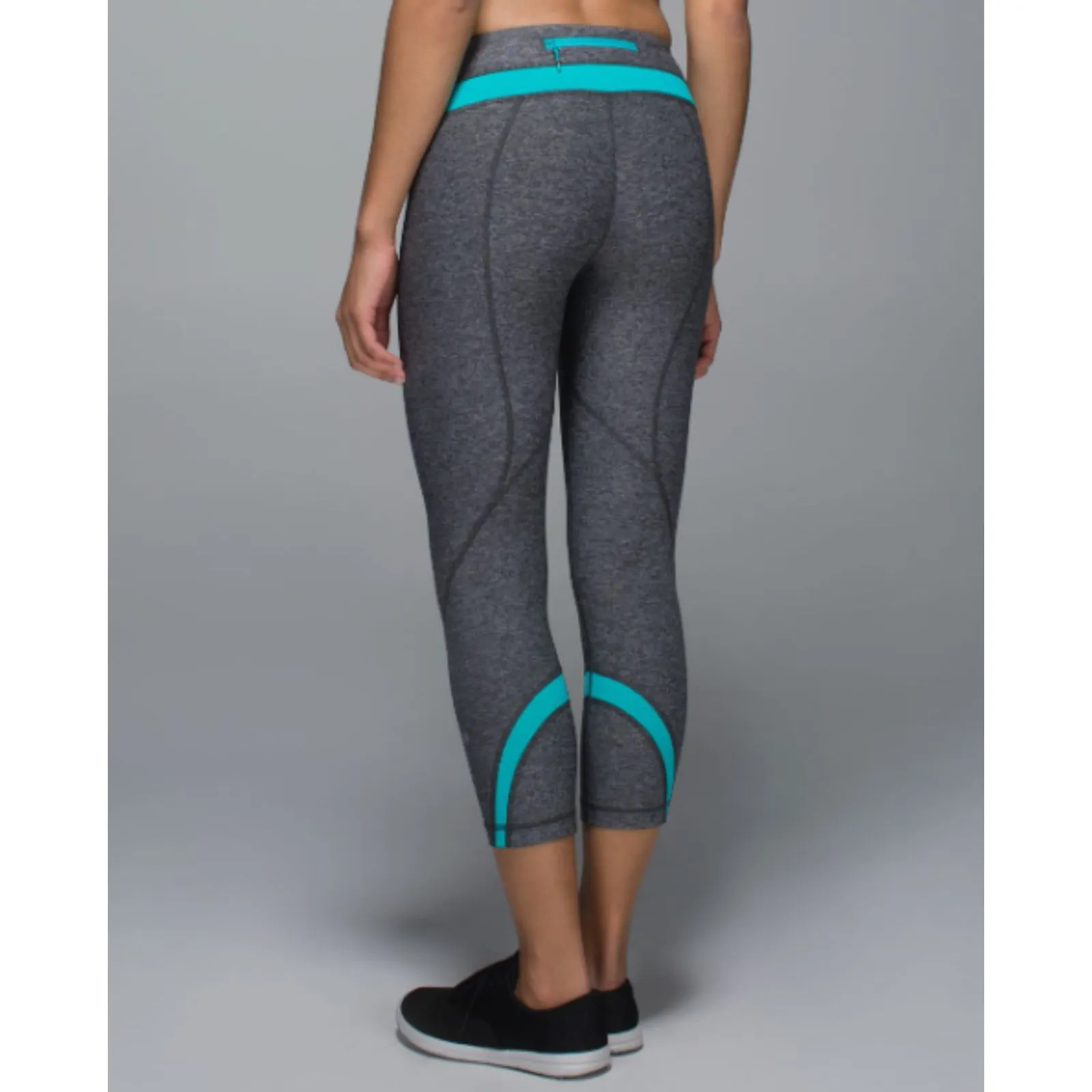 Lululemon Run Inspire Crop II Heathered Black Blue Luxtreme Crop Leggings Sz 2 - Image 8