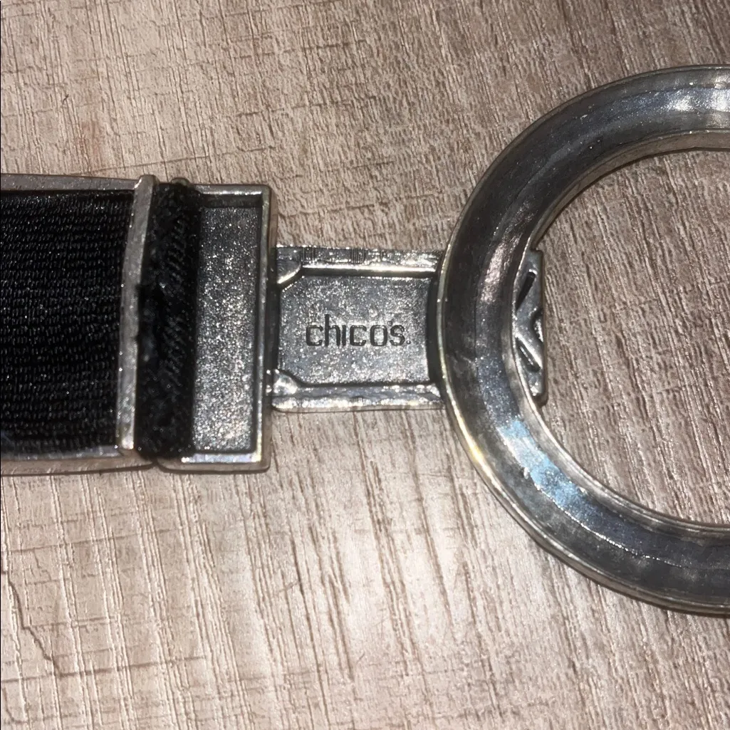 Chico’s Silver Hardware Stretch Hook Genuine Leather Hip Belt Sz L - Image 3