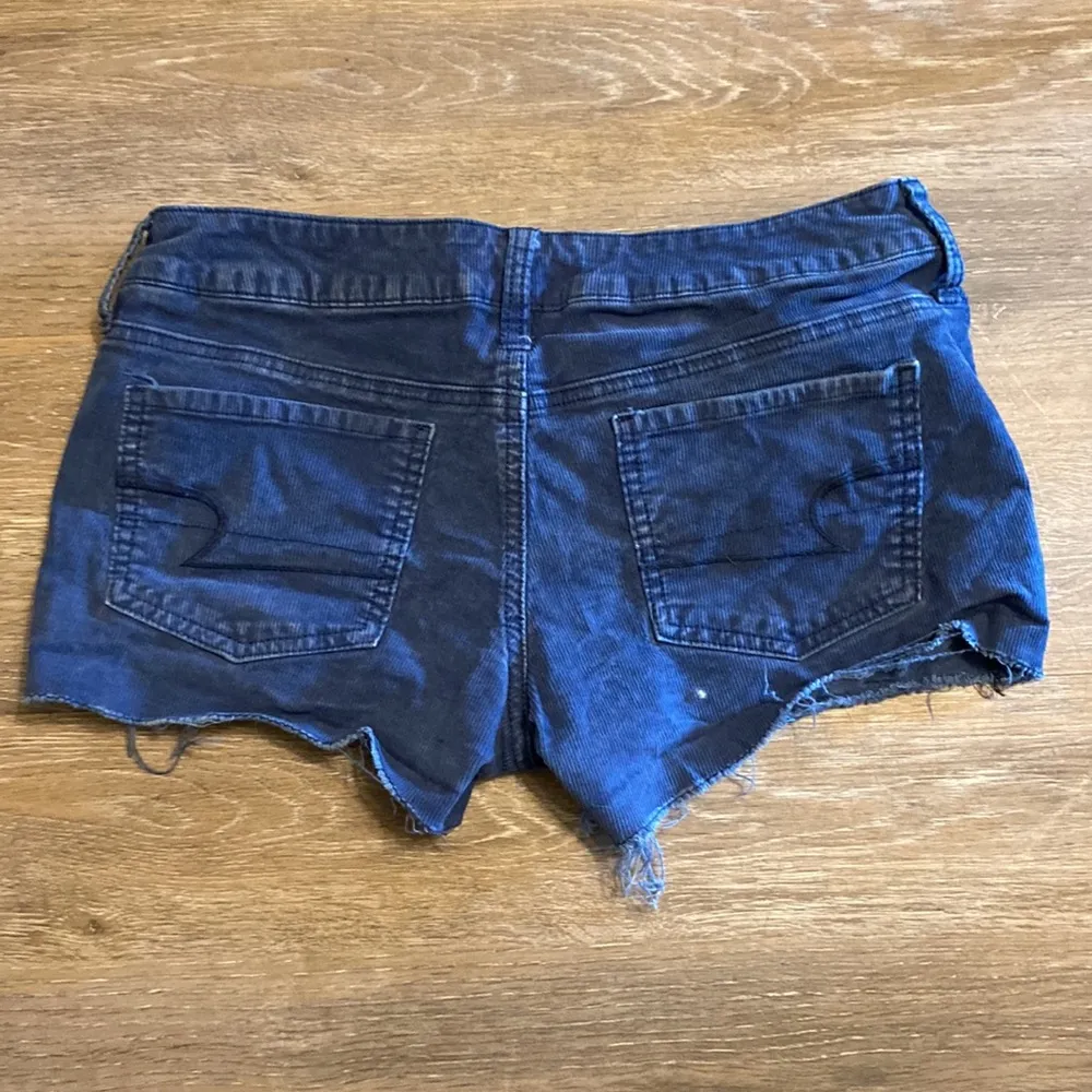 American Eagle Blue Corduroy Cut Off Short Shorts Size 6 - Image 4