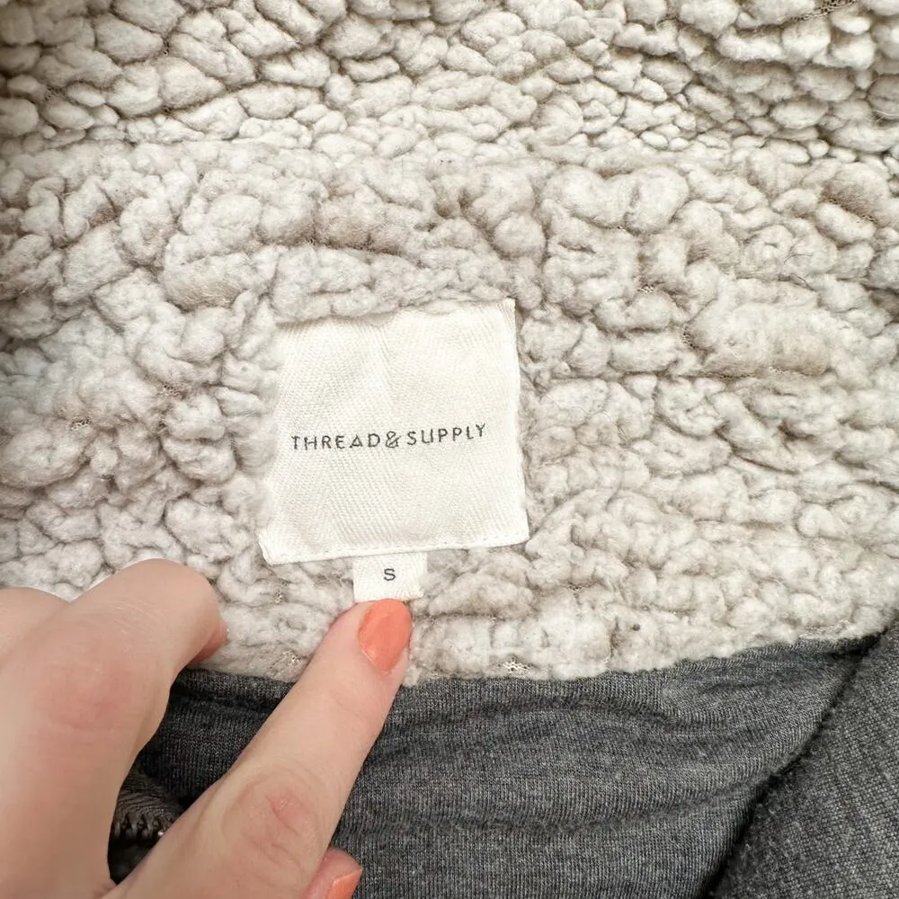 Thread & Supply Teddy Pullover Quarter Zip Gray Small - Image 4