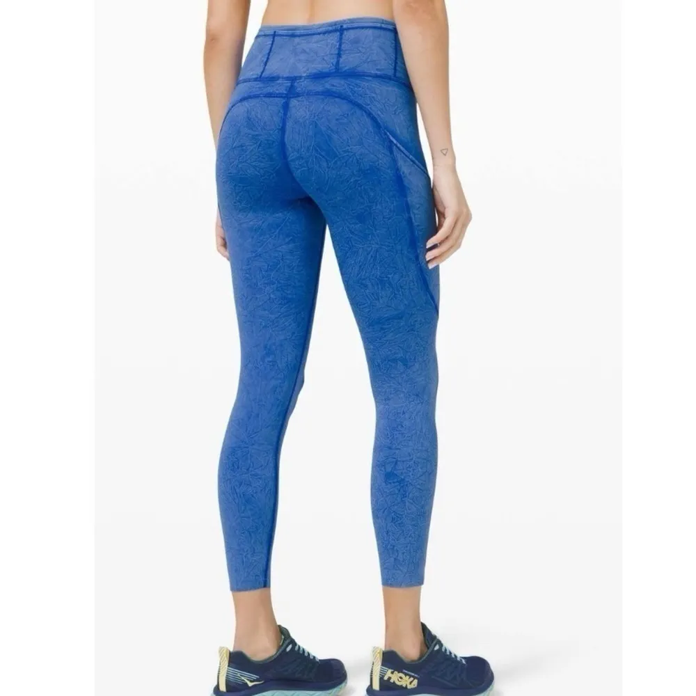 Lululemon Fast & Free High Rise Tight 25” 6 Ice Wash Dye Cerulean Blue Pockets - Image 2