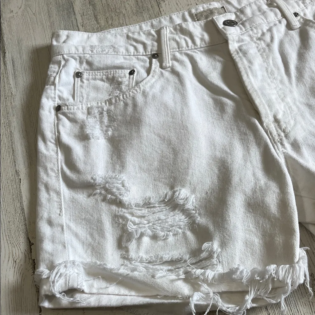 MOTHER The Loosey Fray Short Size 27 White - Image 3