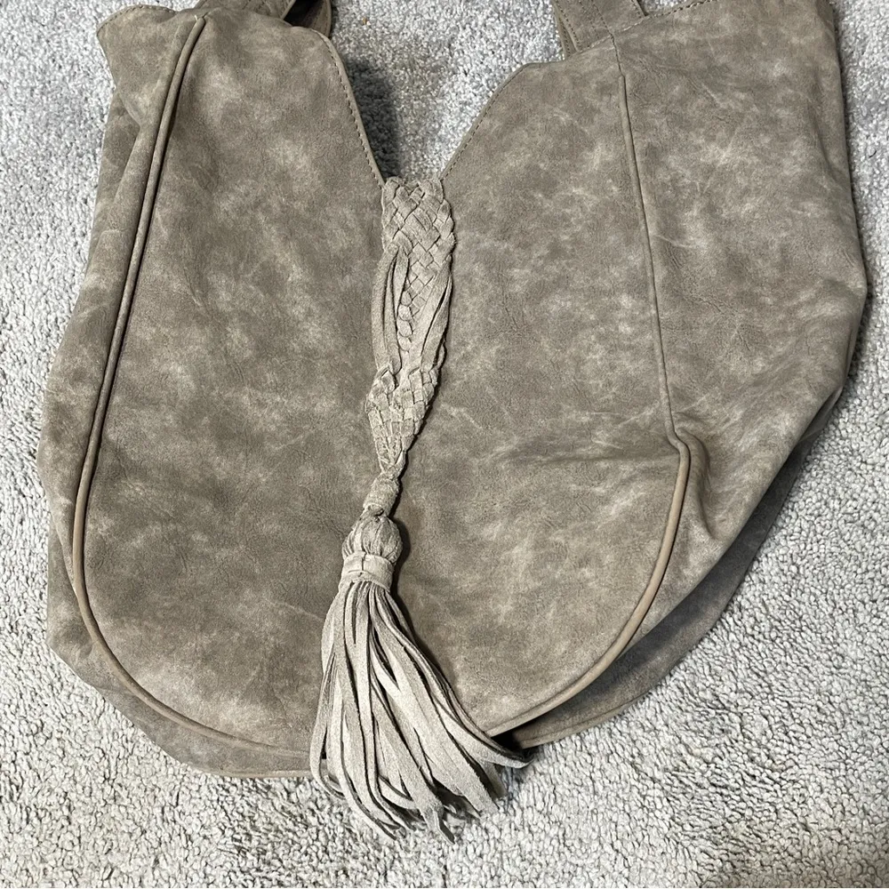 DV by Dolce Vita Large Gray Taupe Fringe Hobo Bag - Image 11