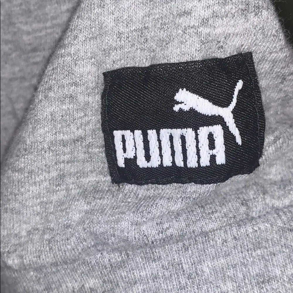 Puma Grey Long-Sleeve T-Shirt - Image 2