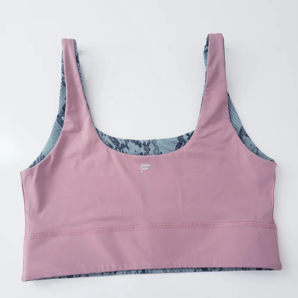 Fabletics Harlyn Midi Impact Reversible Sports Bra - Image 6