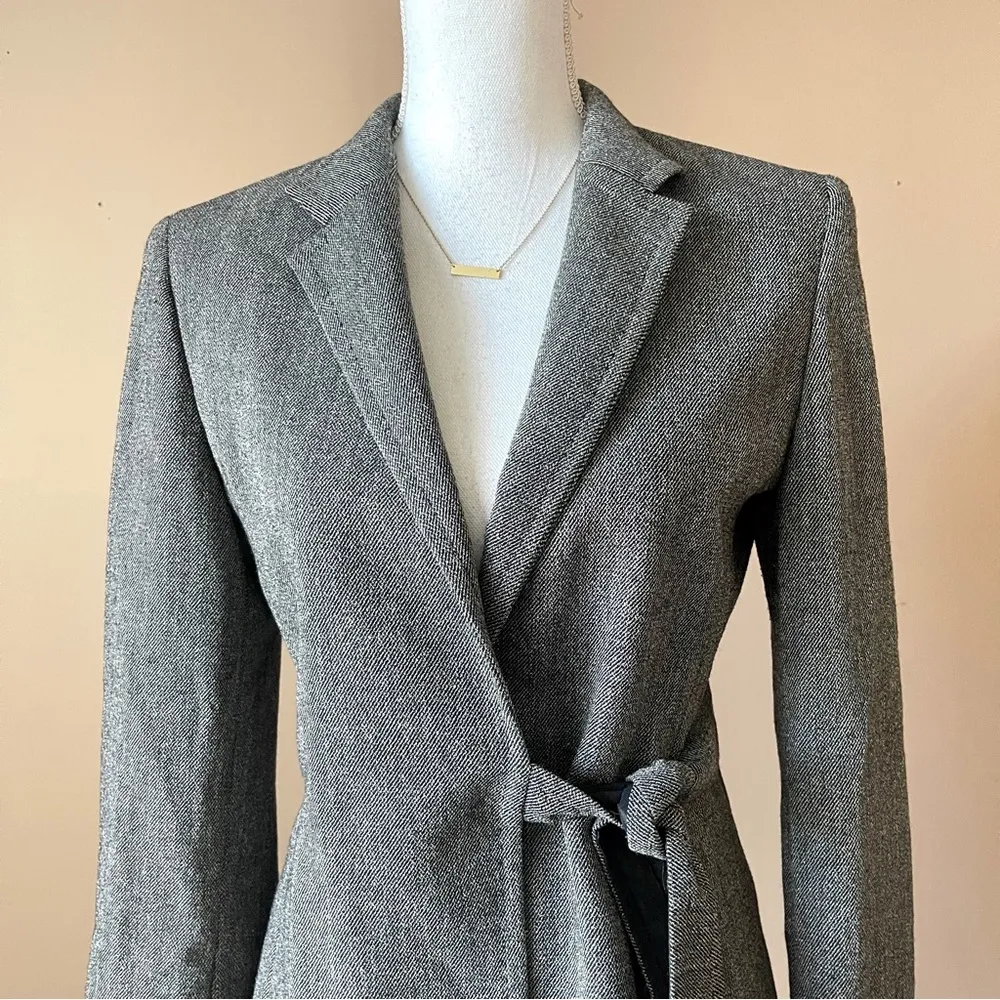Max Mara  | Gray Wool Silk Blend Blazer Jacket Sz 6 - Image 2