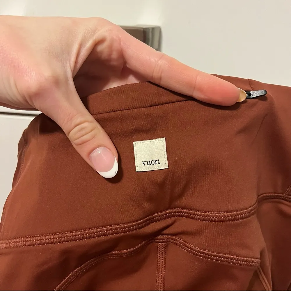 Vuori Stride Leggings - Image 4