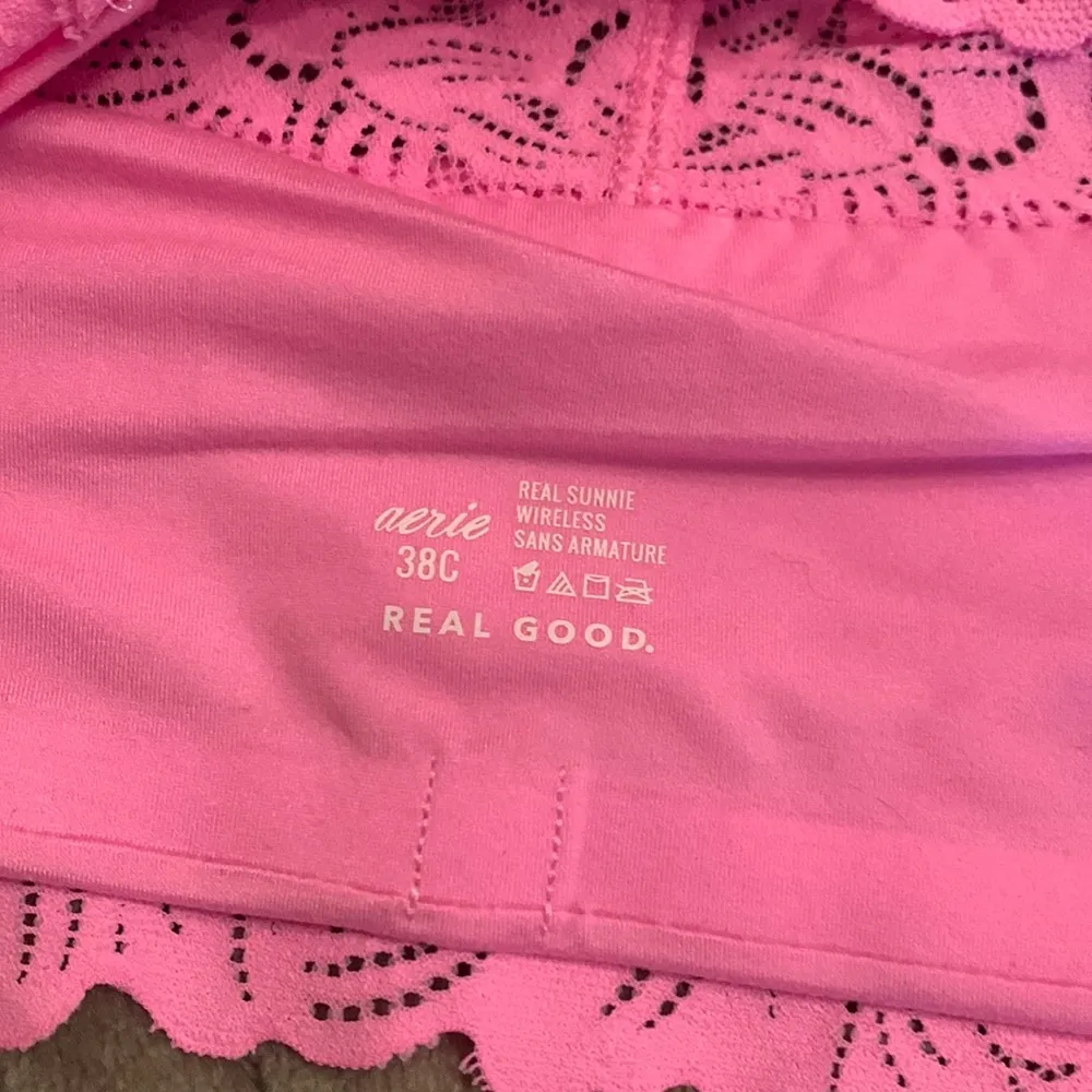 Aerie Wireless Bra 38 C - Image 2