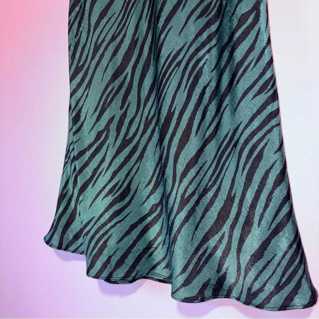 Socialite Satin Midi Slip Skirt Women XS Green Animal Print Maximalist Office - Image 4