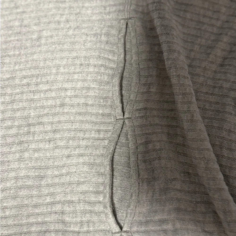 We The Free Light Gray Tunic Top - Image 3