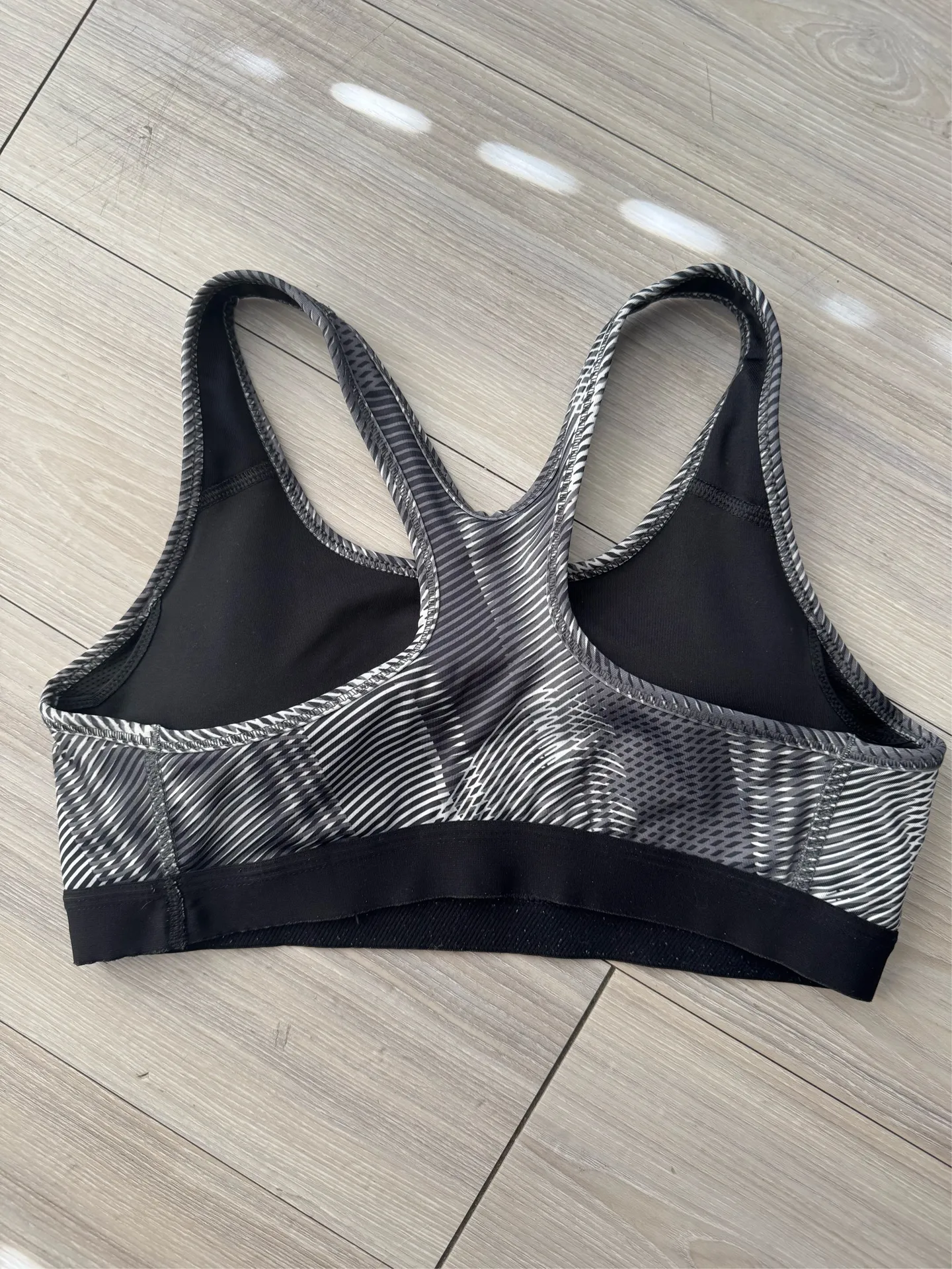Nike Sports Bra - Image 4