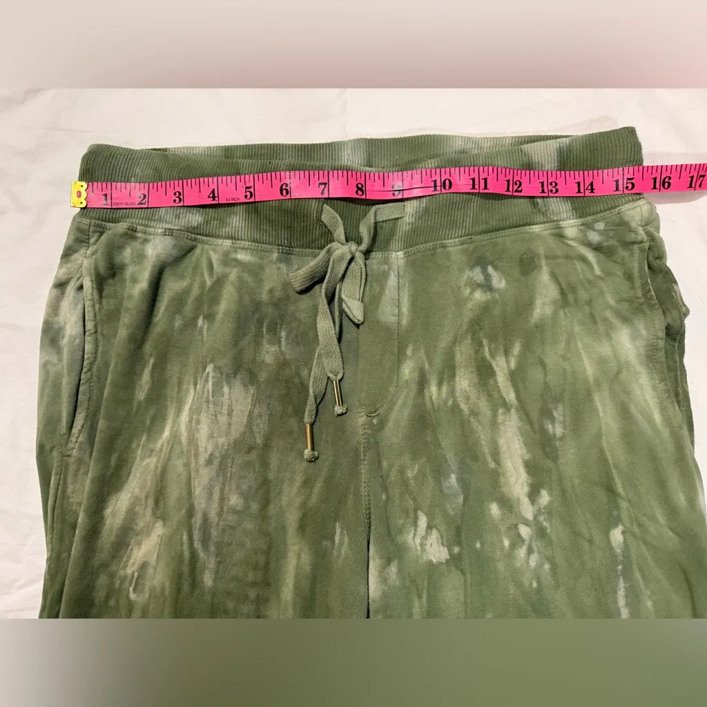 Young, Fabulous, & Broke Green and Cream Ombre Tie Dye Joggers Sweatpants Medium - Image 10