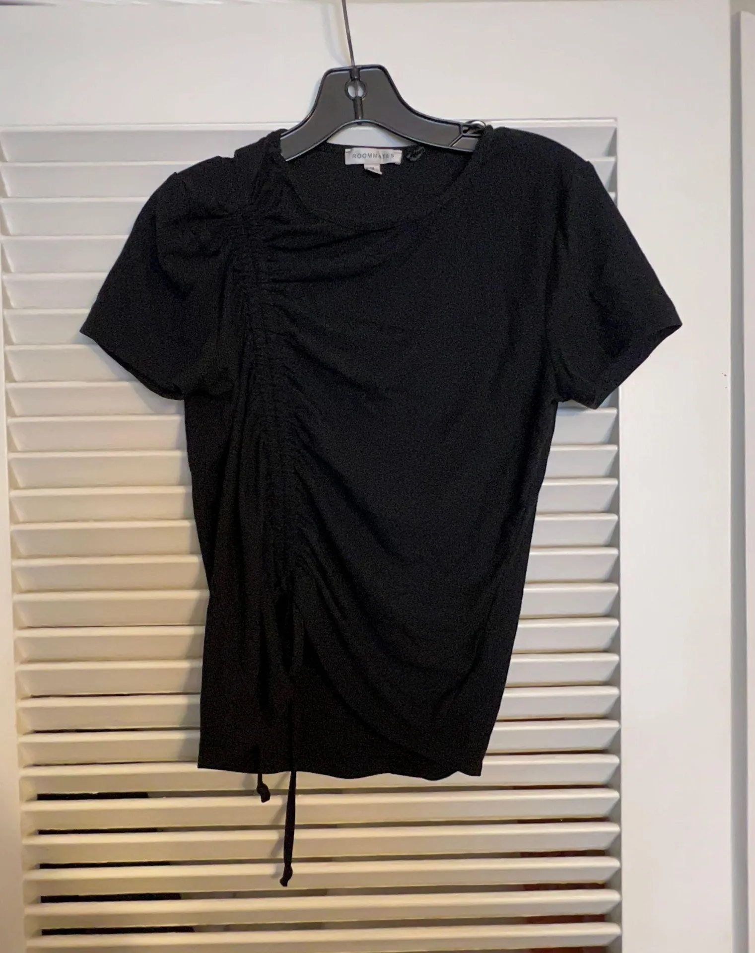 Roommates MD  Black Cinched Tie Up Side Top - Image 2