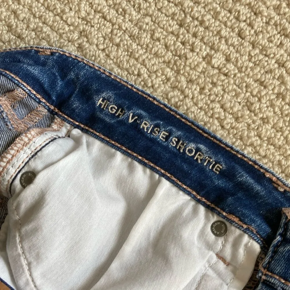 American Eagle High V-Rise Shortie Jean Shorts Next Level Stretch Size 6 Pockets - Image 3