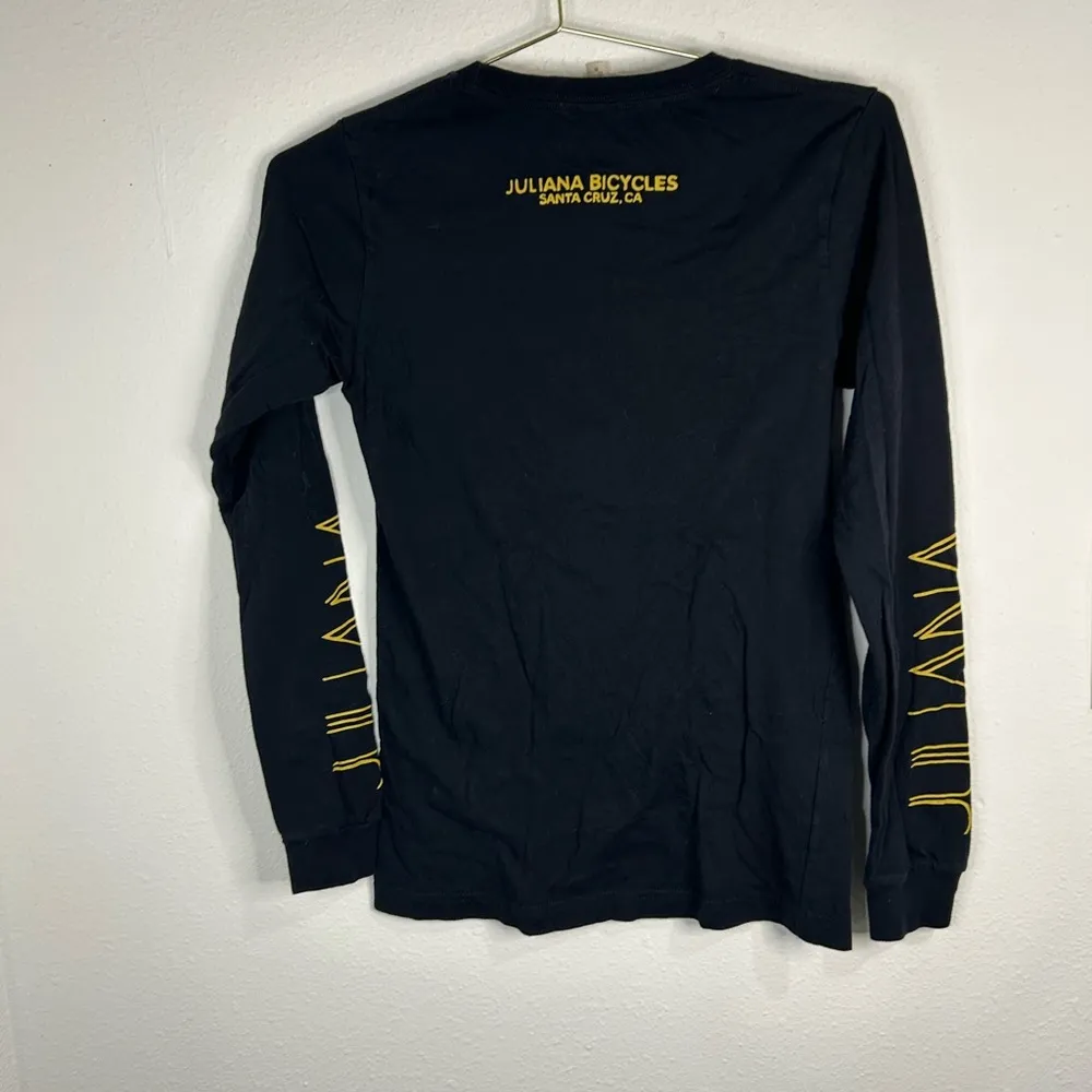 Juliana Bicycles Santa Cruz XS Long Sleeve Shirt Black Gold MTB Graphic Tee - Image 4