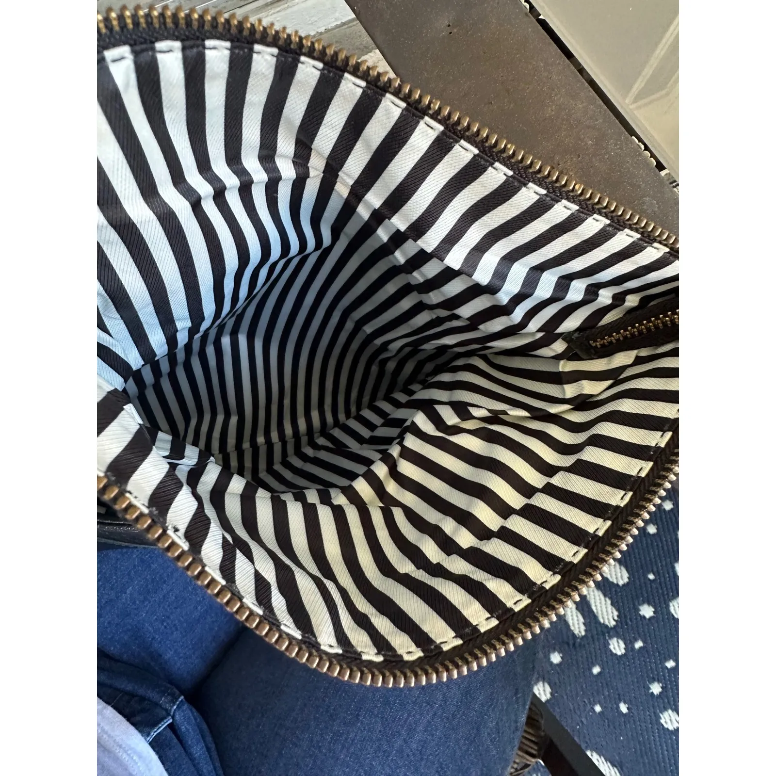 Kate Spade Southport Avenue Mini Maria Black Leather Crossbody Handbag Purse - Image 4