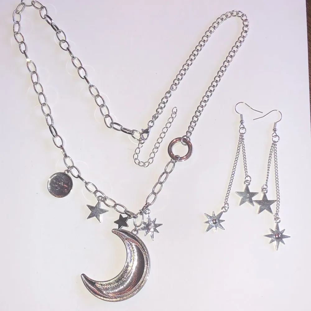 Silver Tone Chunky Rhinestone Moon Pendant Star Charms Necklace Earrings Set - Image 8