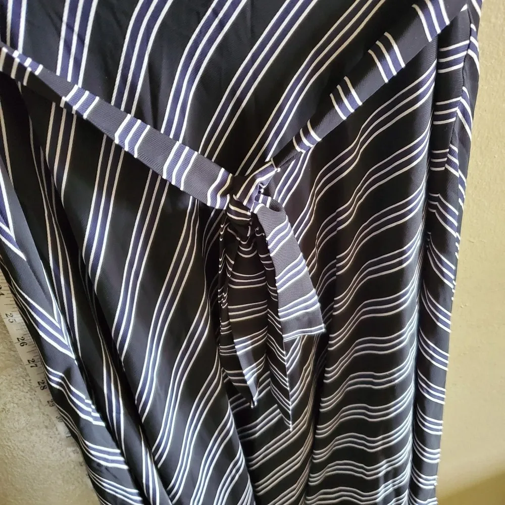 black dress size 10 casual A line striped layered midi preppy dress - Image 6