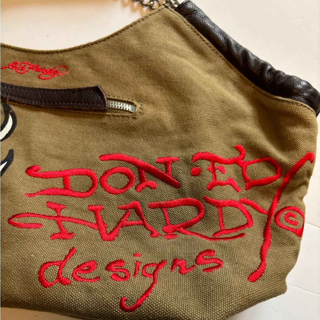 ED HARDY BLACK AND KHAKI CANVAS HAND BAG WITH CHAIN HANDLES AND GRAPHIC DESIGN - Image 2