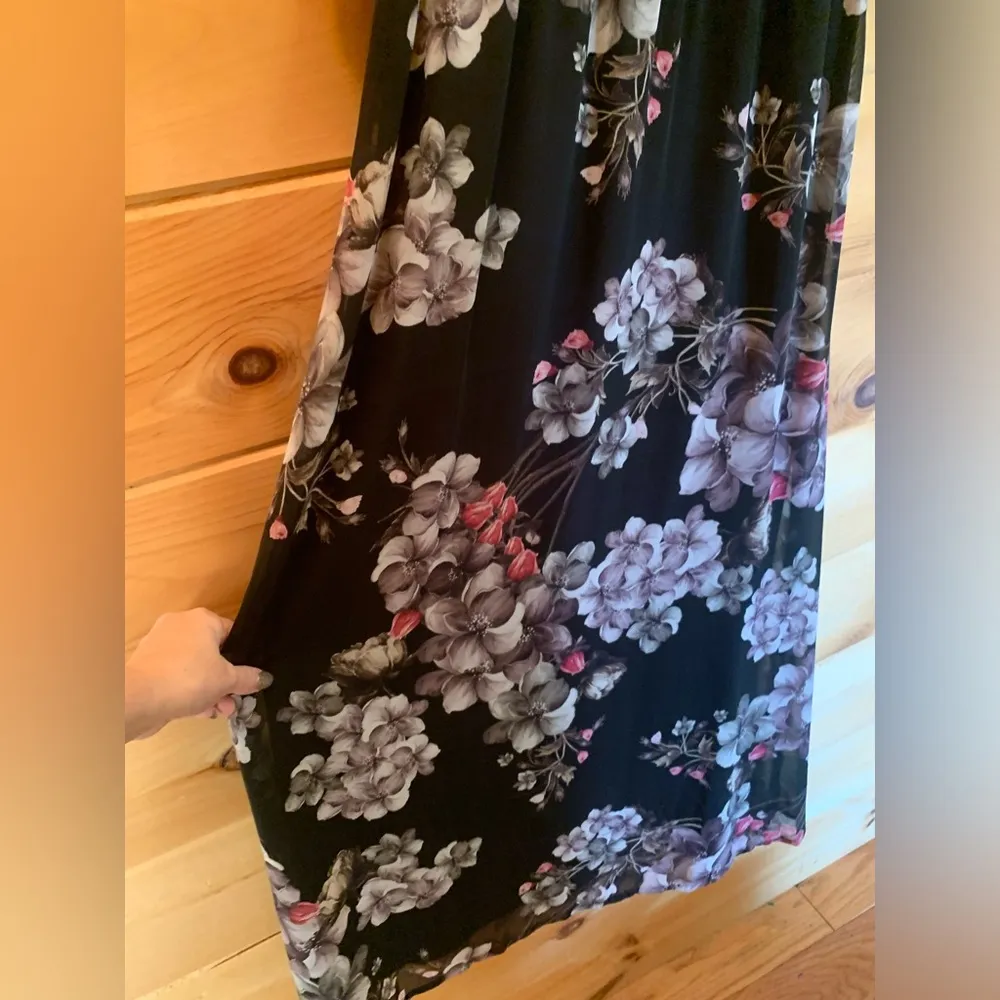 Women’s Nine West dress size 12 with sheer flutter sleeves and a tie neck. - Image 4