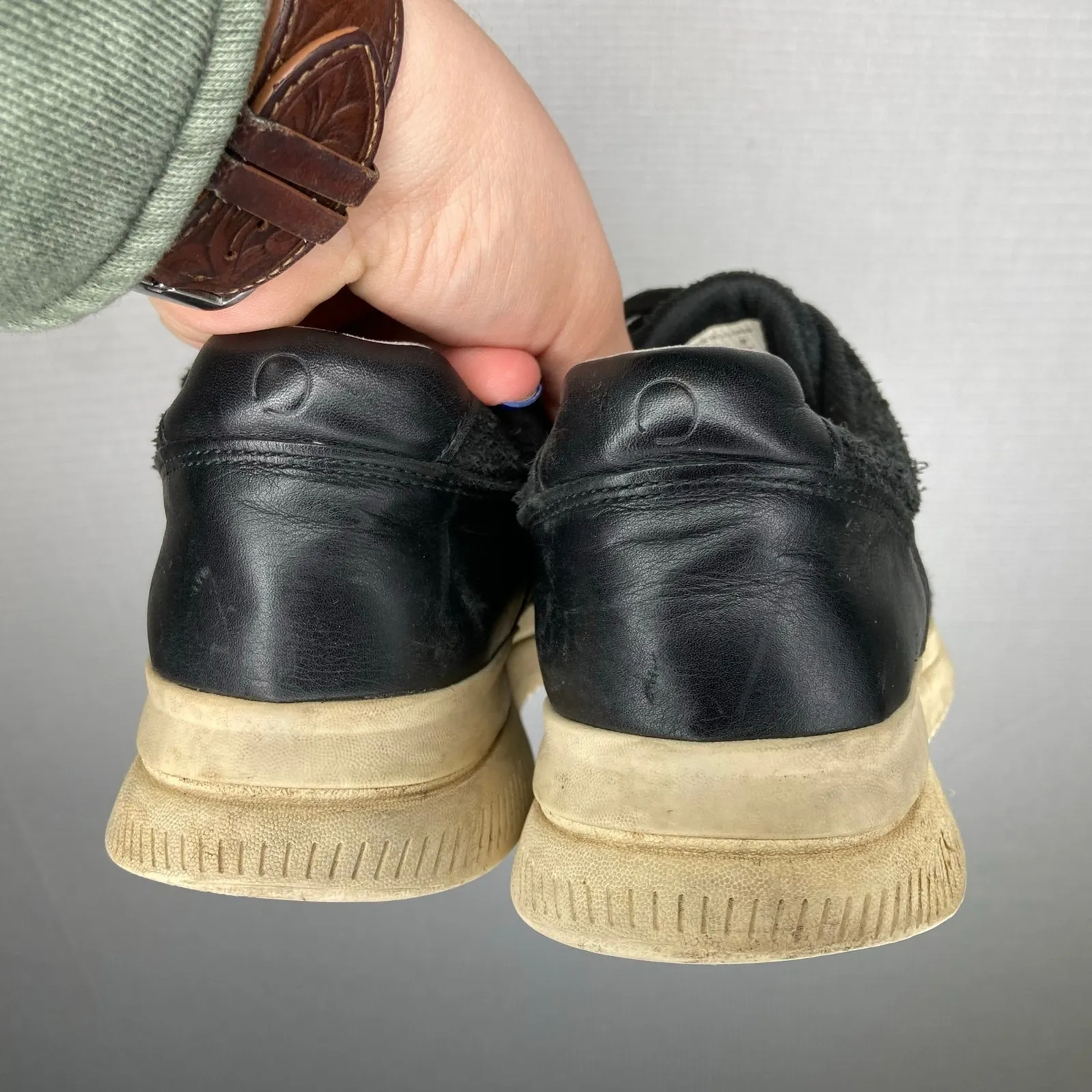 Everlane | Womans Black Sneaker 11‎ Tennis Shoe - Image 4