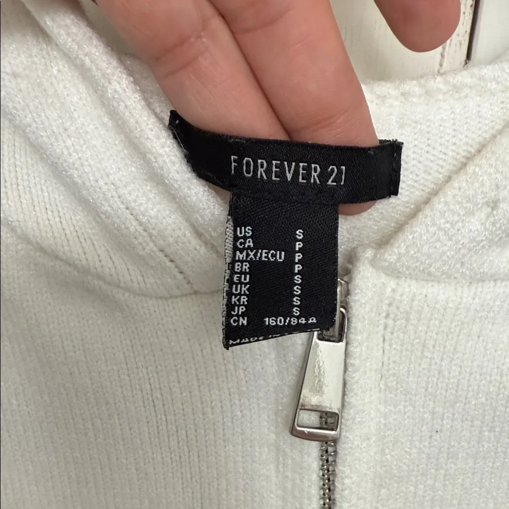 Forever 21 off white Zip-Up Hoodie, small - Image 3