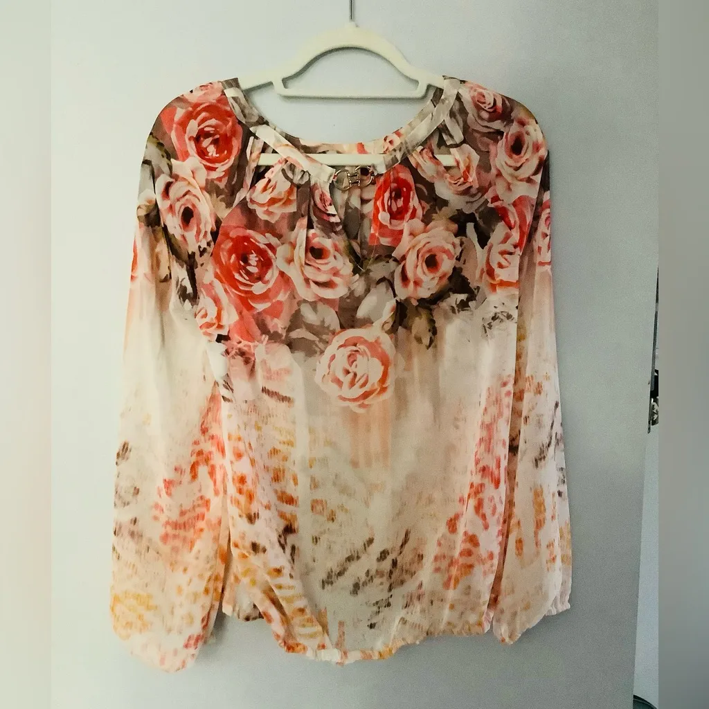 Nice dressy long sleeve blouse 🌷EUC🌷 - Image 3
